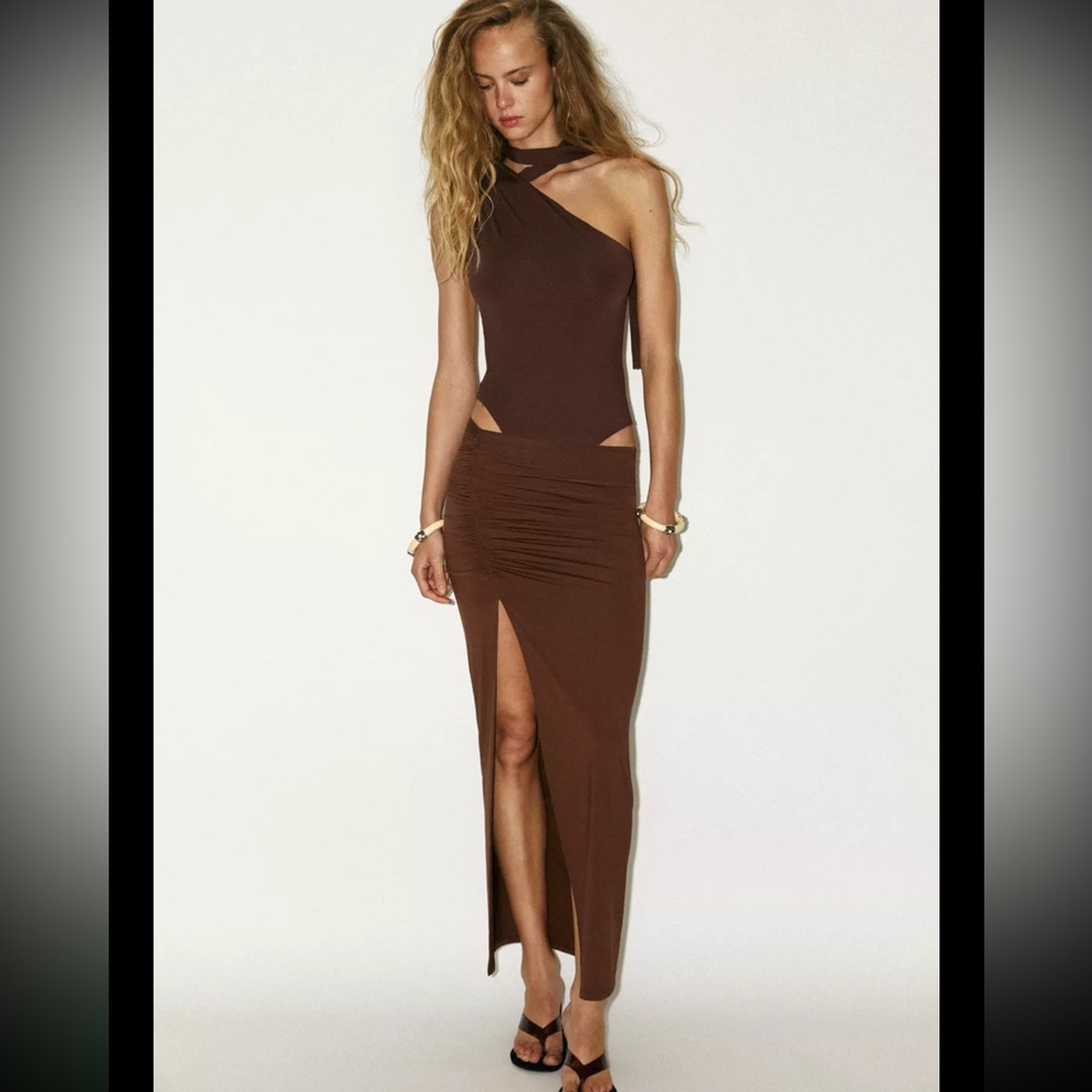 RUCHED NYLON SKIRT